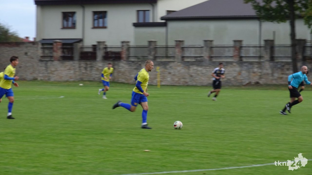 Neptun pewnie wygrywa z Alitem Ożarów [wideo, zdjęcia]