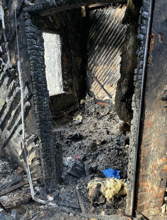 Tragedia w Stąporkowie. Dom stanął w ogniu, ruszyła zbiórka dla poszkodowanych