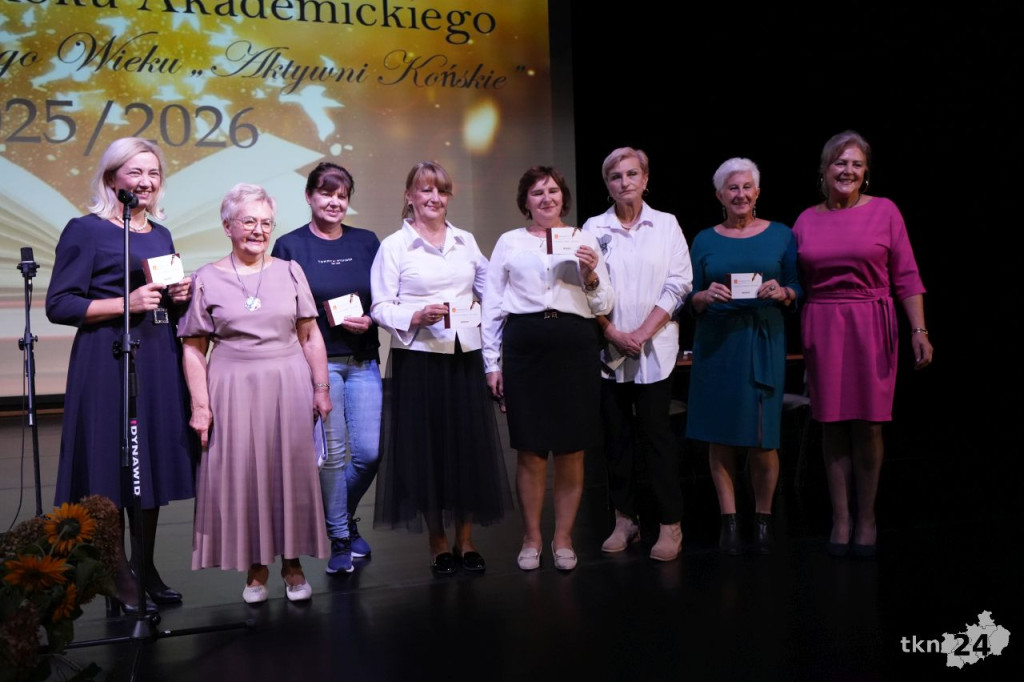 Uroczyste rozpoczęcie roku akademickiego Uniwersytetu Trzeciego Wieku w Końskich [wideo, zdjęcia]
