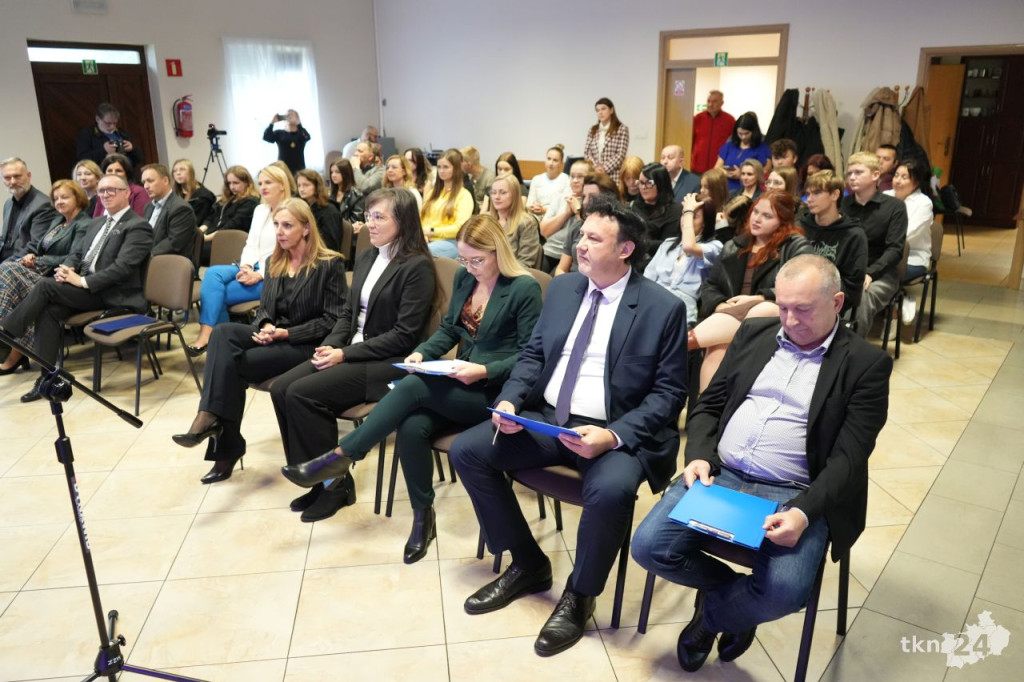Młodzież prezentowała swoje talenty w Muzeum w Maleńcu [wideo, zdjęcia]