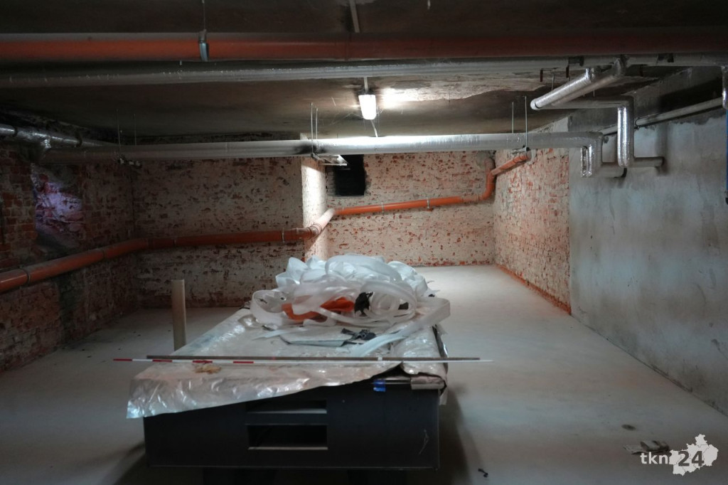 Sala teatralna powstaje w podziemiach Nowego Ogólniaka w Końskich [wideo, zdjęcia]