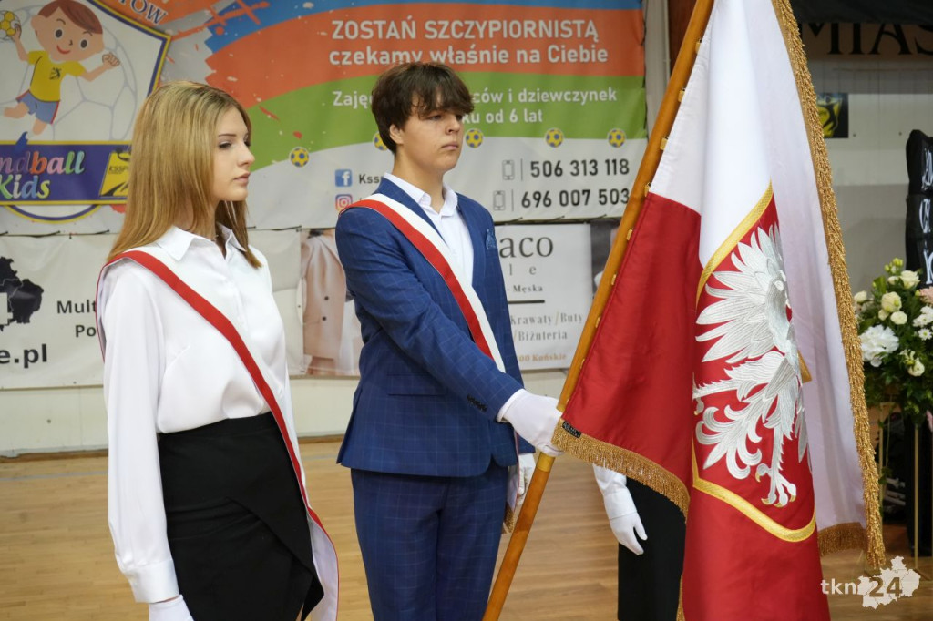 110 lat tradycji i wspomnień. Jubileusz I LO im. KEN w Końskich [wideo, zdjęcia]