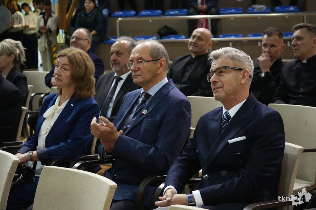 110 lat tradycji i wspomnień. Jubileusz I LO im. KEN w Końskich [wideo, zdjęcia]
