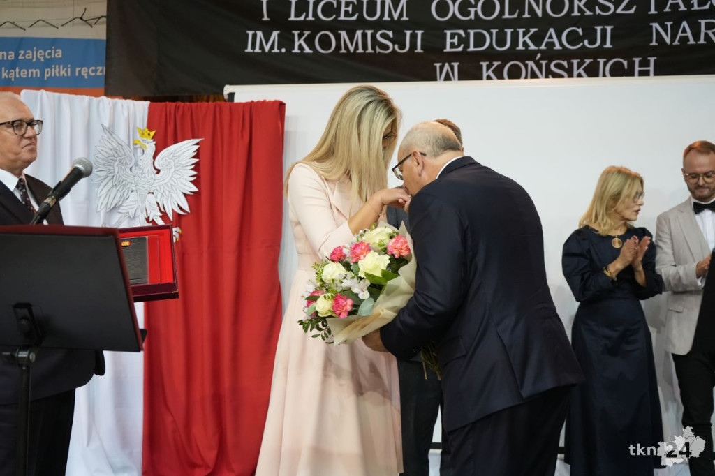 110 lat tradycji i wspomnień. Jubileusz I LO im. KEN w Końskich [wideo, zdjęcia]