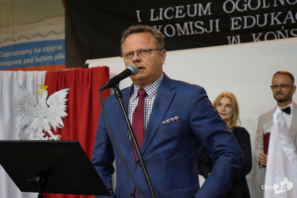 110 lat tradycji i wspomnień. Jubileusz I LO im. KEN w Końskich [wideo, zdjęcia]
