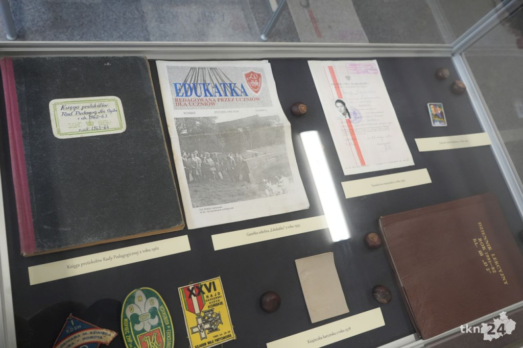 110 lat tradycji i wspomnień. Jubileusz I LO im. KEN w Końskich [wideo, zdjęcia]