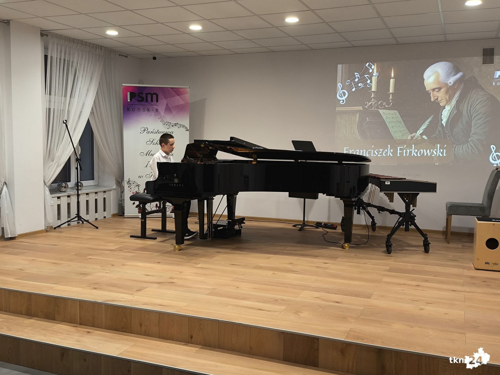 Uczniowie szkoły muzycznej koncertowali z okazji Dnia Edukacji Narodowej [wideo, zdjęcia]