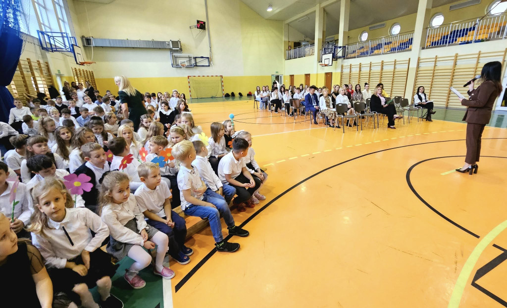 Sztuczna Inteligencja poprowadziła specjalne zajęcia szkolne w Królewcu [zdjęcia]