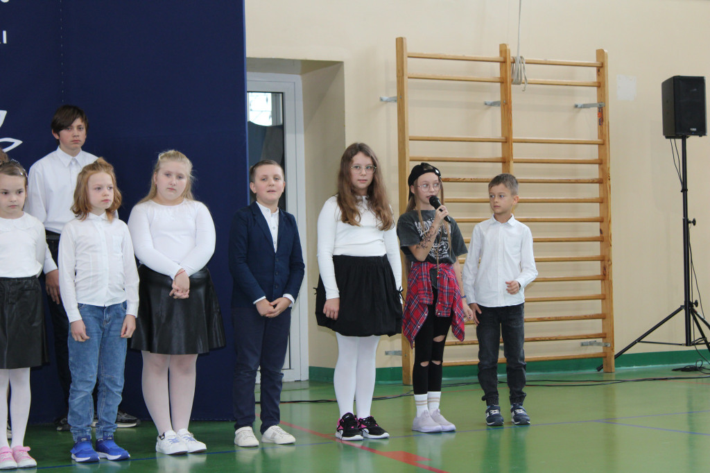 Dzień Edukacji Narodowej 2025 w gminie Smyków. Świętowały szkoły i przedszkole [zdjęcia]