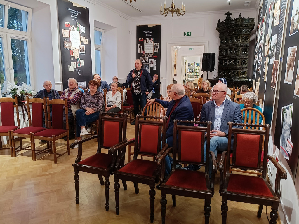 Ogólnopolska premiera książki Karola Trammera w Końskich [zdjęcia]
