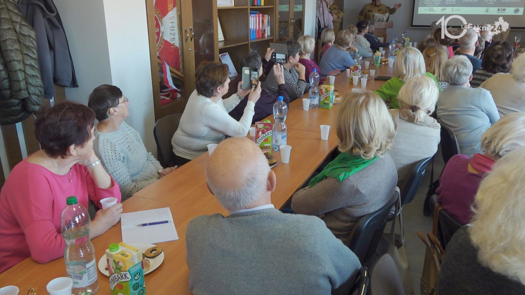 Czujny senior! Ratująca życie wiedza i ważne narzędzia dla seniorów [wideo, zdjęcia]