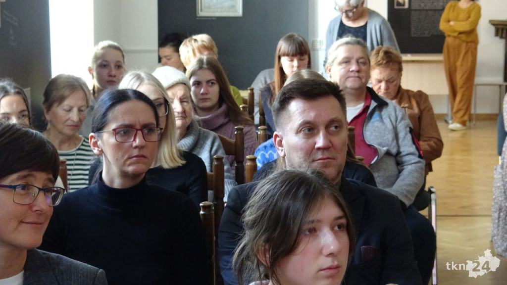 Jak zmuszano dzieci do pracy? Ciekawa konferencja w Końskich [wideo, zdjęcia]