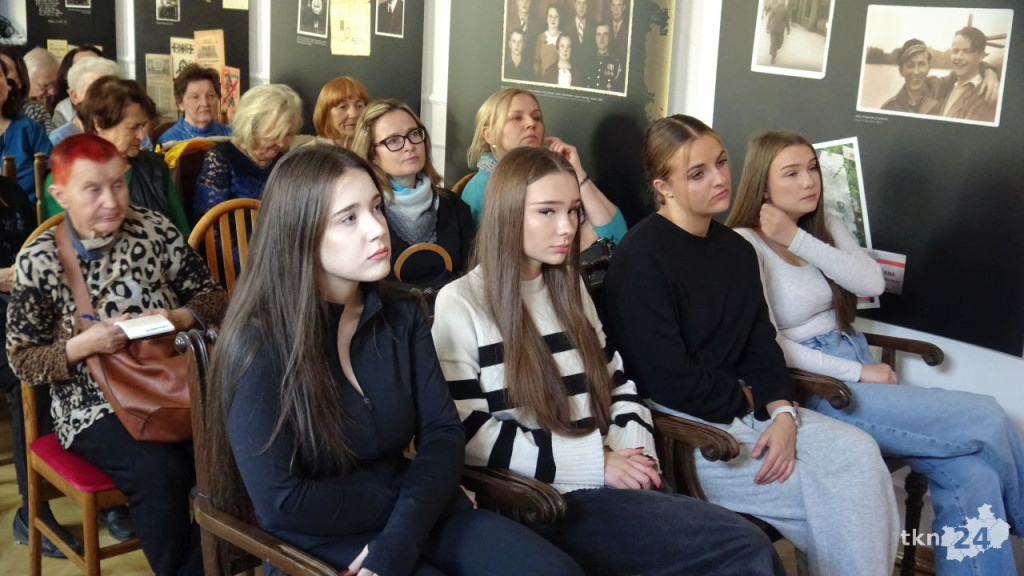 Jak zmuszano dzieci do pracy? Ciekawa konferencja w Końskich [wideo, zdjęcia]