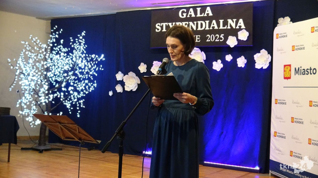 Oto najlepsi uczniowie gminy Końskie. Poznajcie stypendystów [wideo, zdjęcia]