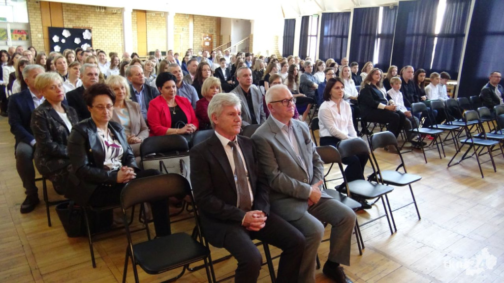 Oto najlepsi uczniowie gminy Końskie. Poznajcie stypendystów [wideo, zdjęcia]