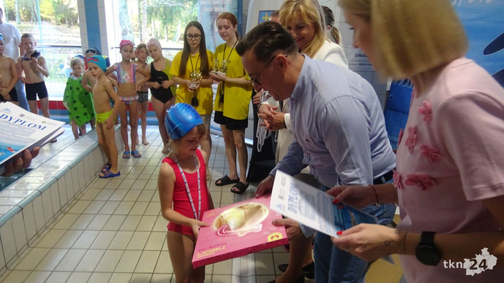 Po raz piąty pływali by zdobyć Puchar Marszałka Województwa Świętokrzyskiego [wideo, zdjęcia]
