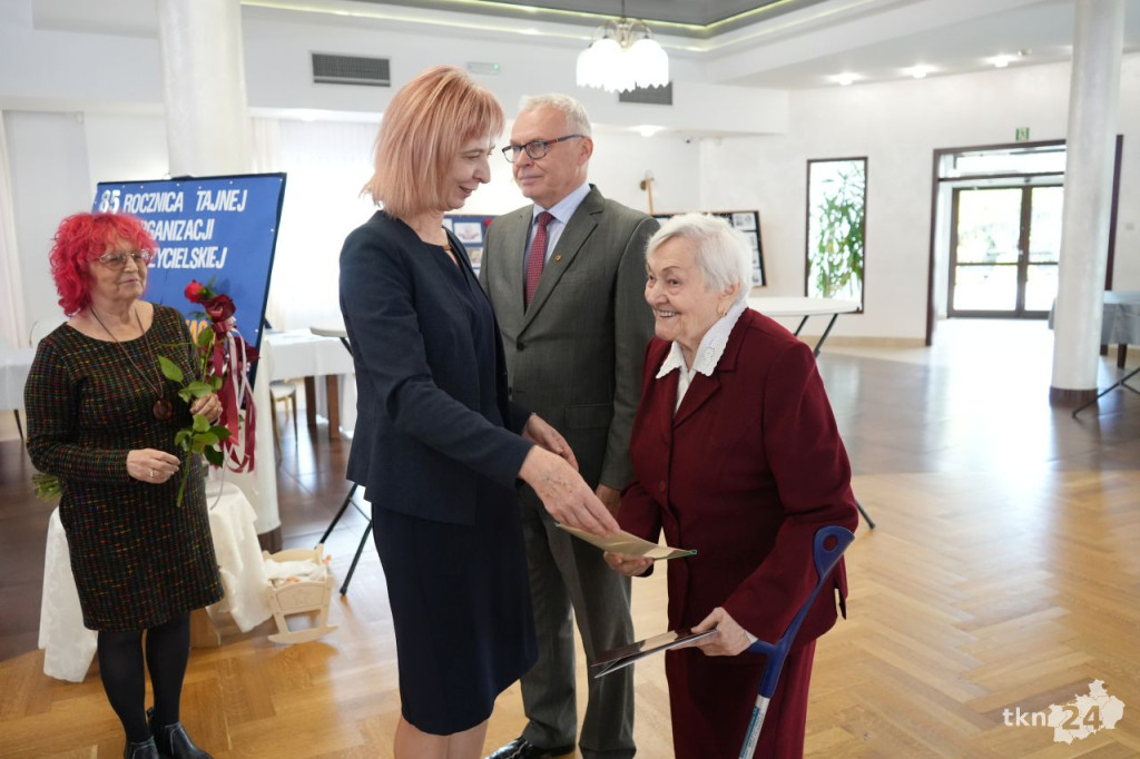 ZNP w Końskich świętował 85-lecie Tajnej Organizacji Nauczycielskiej [wideo, zdjęcia]