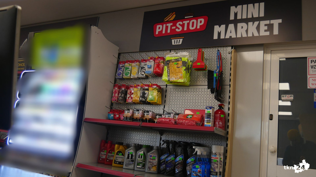 PIT STOP. Nowy sklep przy stacji na Kieleckiej rusza 1 listopada! [wideo, zdjęcia]