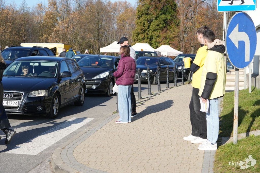 Sobotni poranek Wszystkich Świętych w Końskich. Zobaczcie zdjęcia