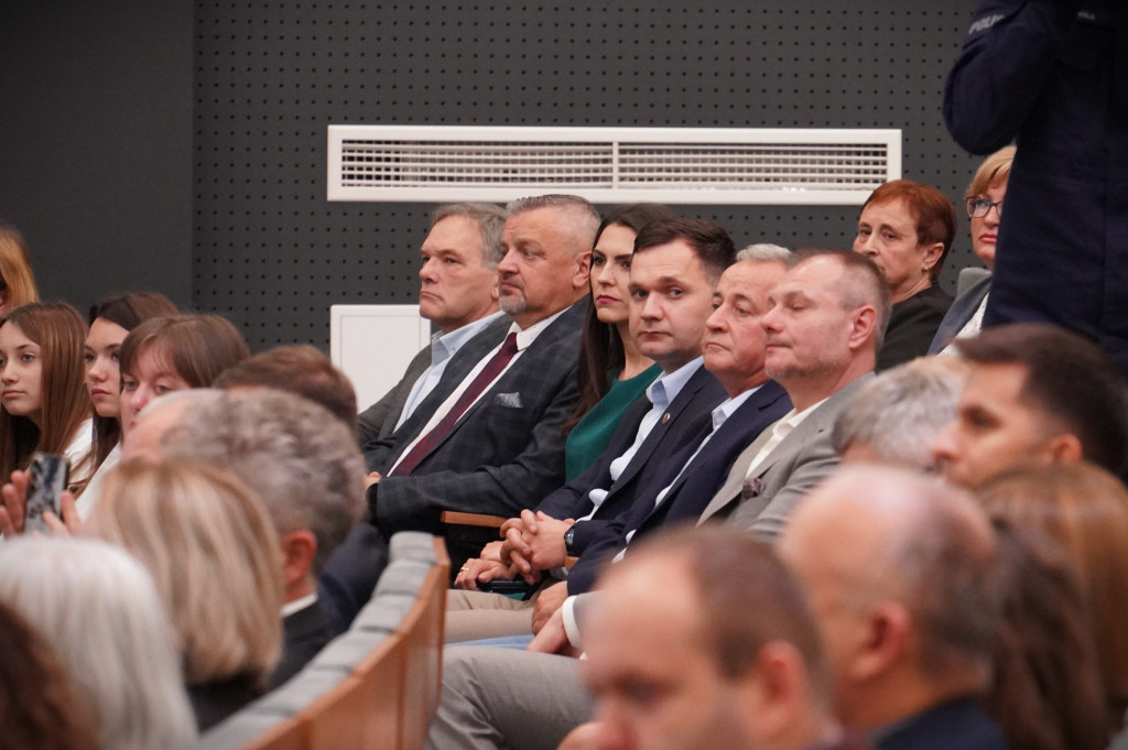 Nauczyciel Emil Grabarczyk z honorową nagrodą `Czyste Serce` [zdjęcia]