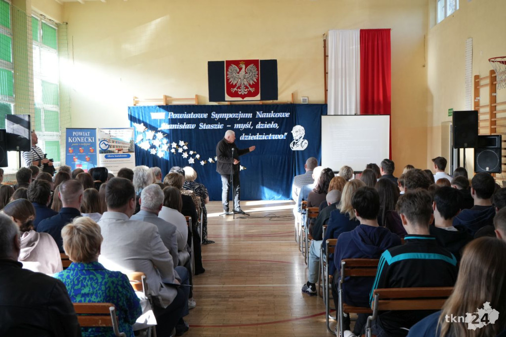 O Stanisławie Staszicu podczas VIII Powiatowego Sympozjum Naukowego w Stąporkowie [wideo, zdjęcia]