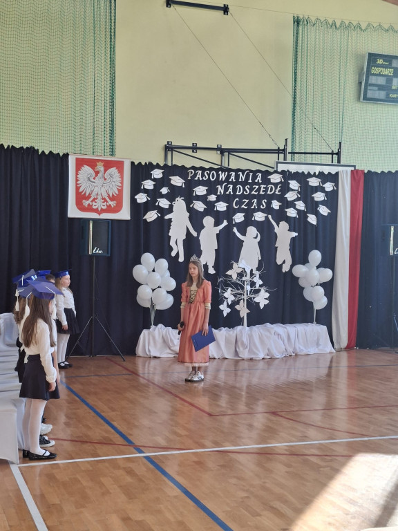 Pierwszoklasiści ślubowali w ZPO w Kazanowie [zdjęcia]