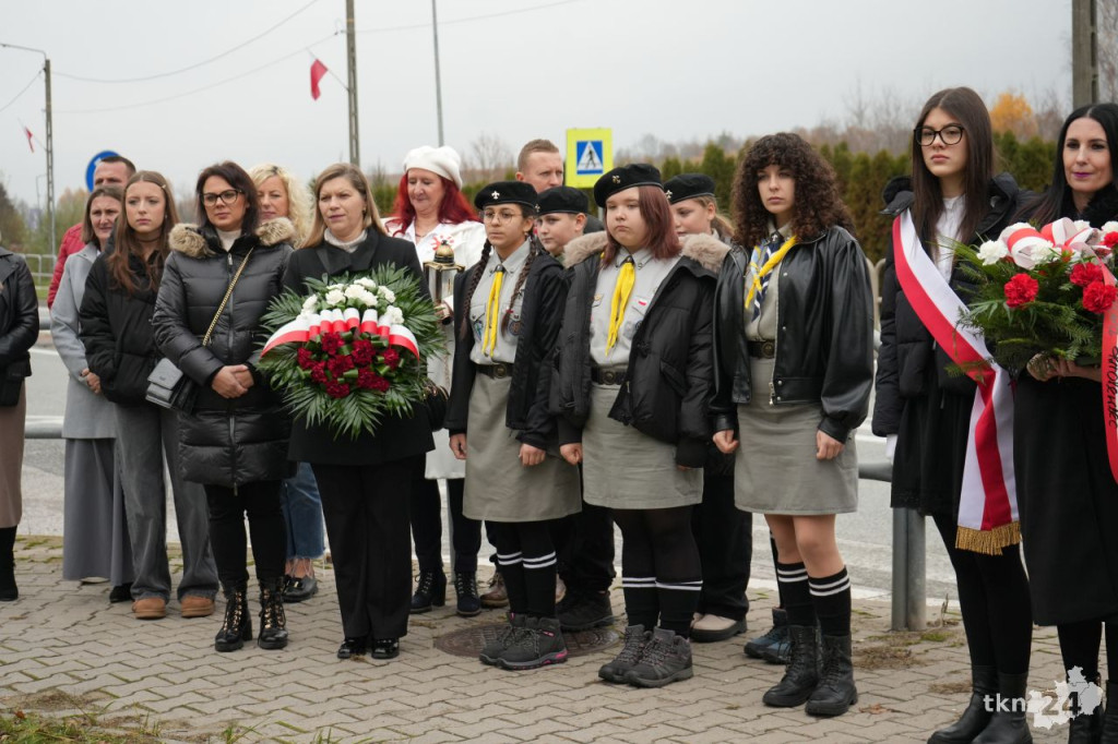 Pamięć, jedność i zaduma. W gminie Smyków uczczono Święto Niepodległości [wideo, zdjęcia]