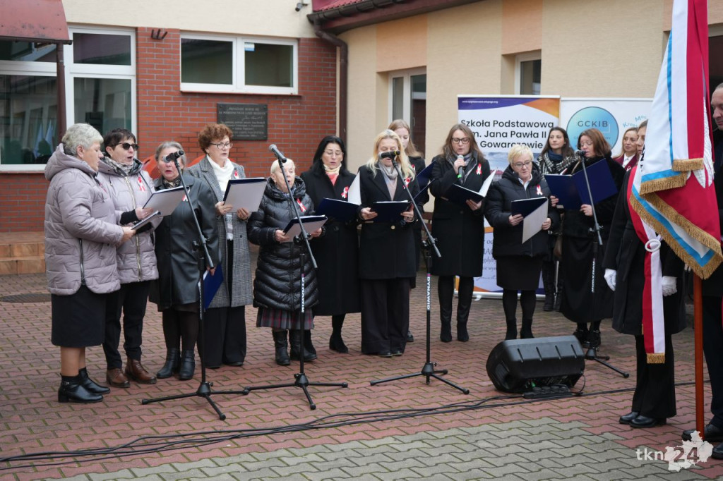 Uroczyste obchody 107. rocznicy odzyskania Niepodległości Polski w Gowarczowie [wideo, zdjęcia]
