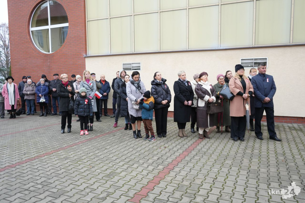 Uroczyste obchody 107. rocznicy odzyskania Niepodległości Polski w Gowarczowie [wideo, zdjęcia]
