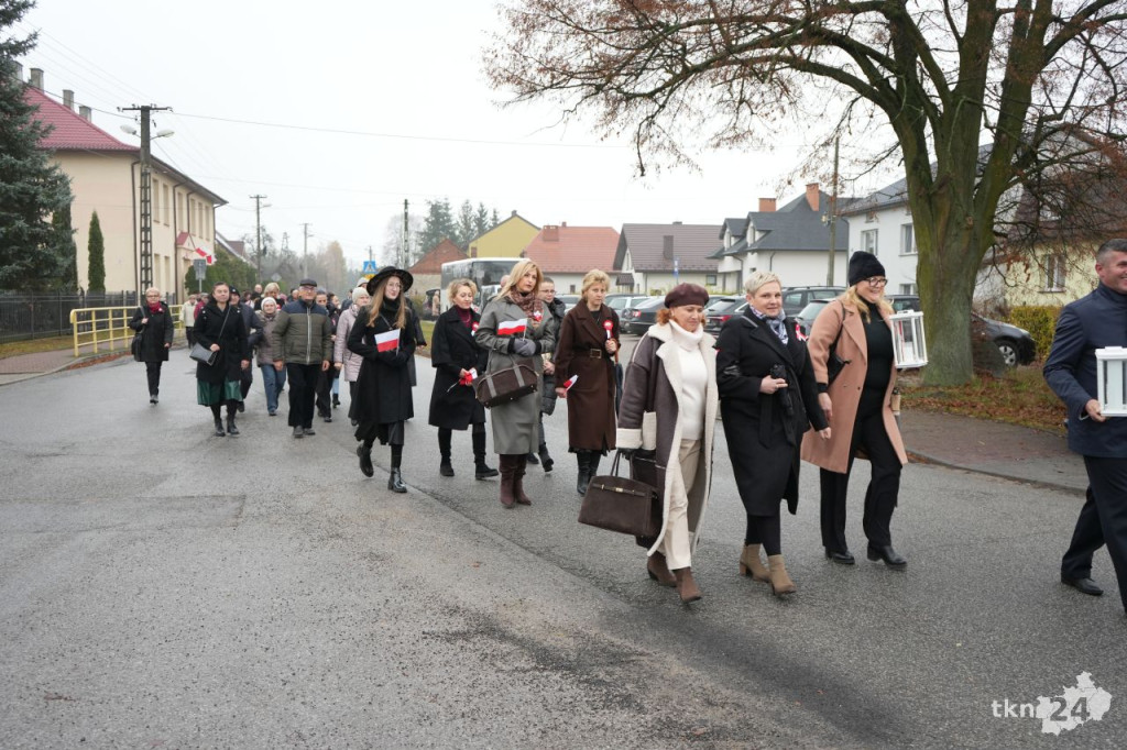 Uroczyste obchody 107. rocznicy odzyskania Niepodległości Polski w Gowarczowie [wideo, zdjęcia]