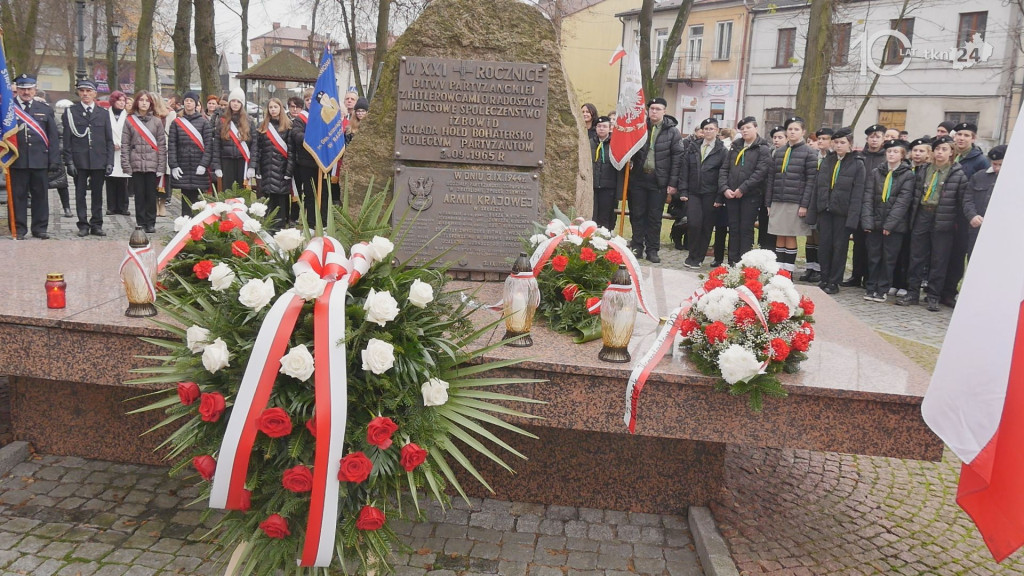 Za tych co walczyli o Wolną Polskę. Radoszyce dla Niepodległej [wideo, zdjęcia]