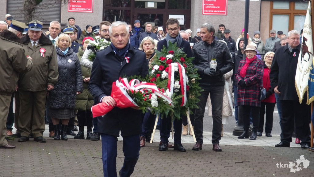 Radośnie zjednoczeni pod Biało-Czerwoną. Główne miejskie obchody w Końskich [wideo, zdjęcia]