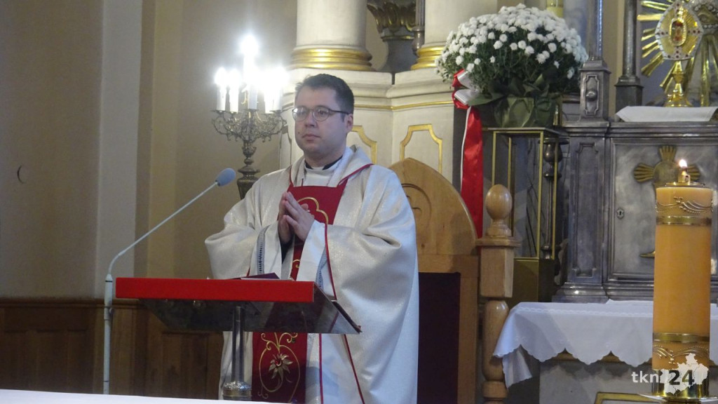 Radośnie zjednoczeni pod Biało-Czerwoną. Główne miejskie obchody w Końskich [wideo, zdjęcia]
