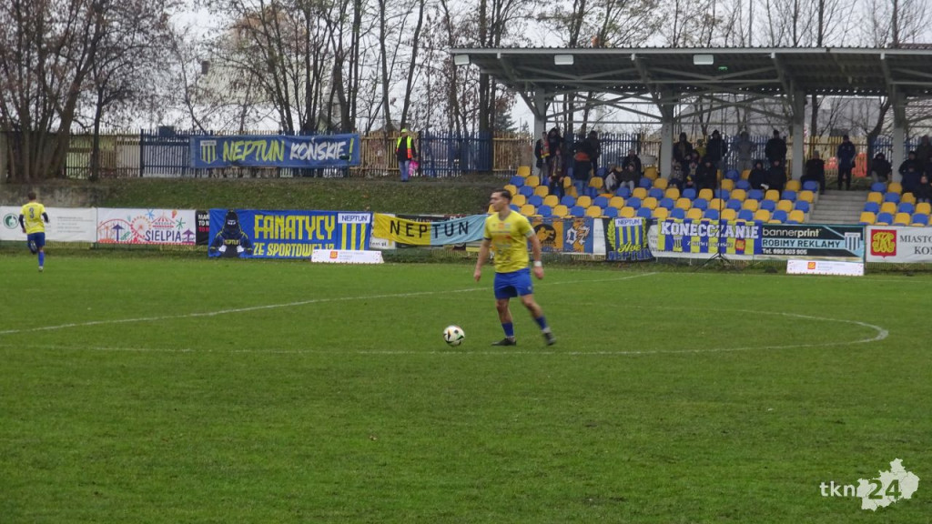 Ostatni mecz jesienią! Neptun ogrywa Orlęta! [wideo, zdjęcia]