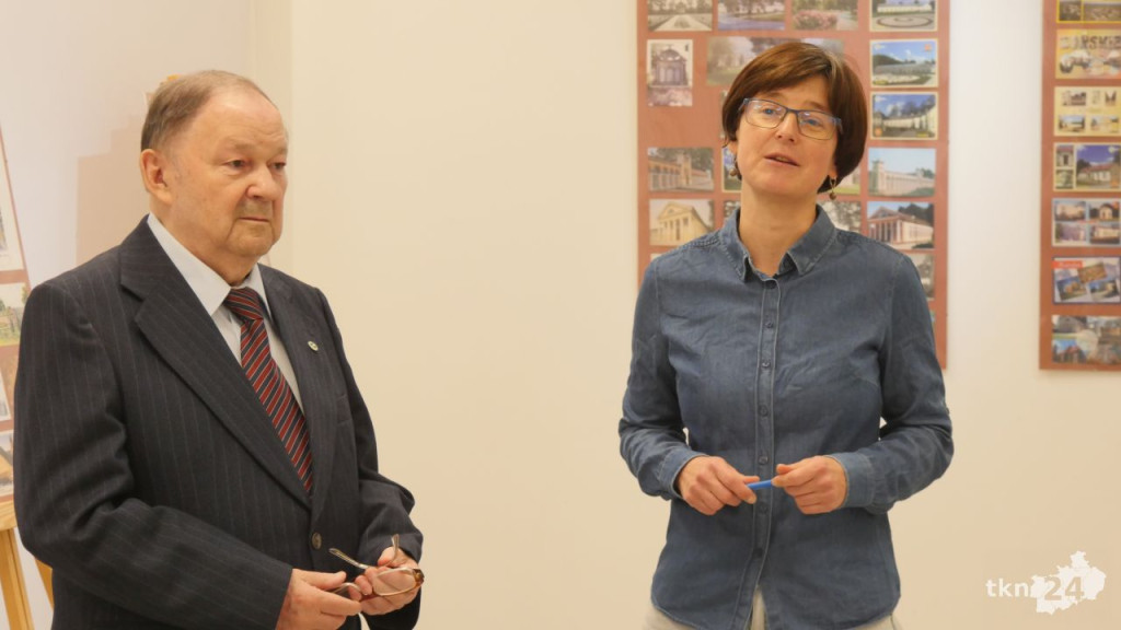 90 lat koneckiego PTTK-u. Na początek wystawa kartek pocztowych prezentujących Konecczyznę [wideo, zdjęcia]