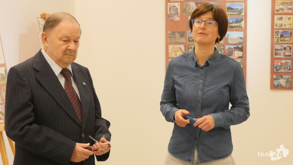 90 lat koneckiego PTTK-u. Na początek wystawa kartek pocztowych prezentujących Konecczyznę [wideo, zdjęcia]