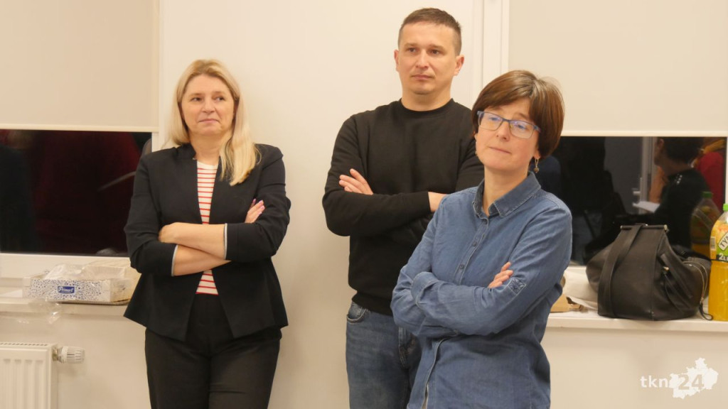 90 lat koneckiego PTTK-u. Na początek wystawa kartek pocztowych prezentujących Konecczyznę [wideo, zdjęcia]