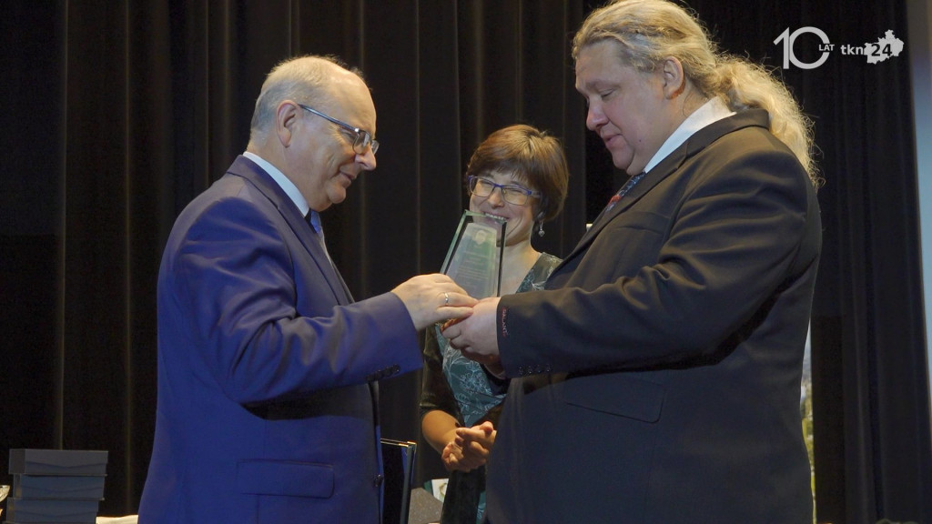90-lecie PTTK-u. Konferencja naukowa, wręczenie nagród i odznaczeń [wideo]