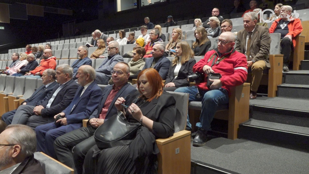90-lecie PTTK-u. Konferencja naukowa, wręczenie nagród i odznaczeń [wideo]