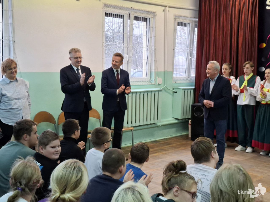Poseł Kasprzyk z obywatelskimi lekcjami w gminie Końskie [wideo, zdjęcia]