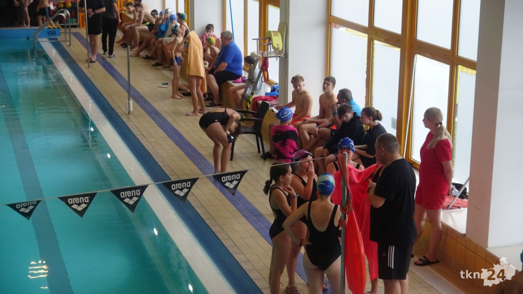 Konecka jedynka najlepsza w pływaniu w gminie Końskie [wideo, zdjęcia]