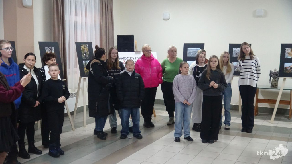 Zoom na talent. W Dziebałtowie najmłodsi uczyli się fotografii [wideo, zdjęcia]
