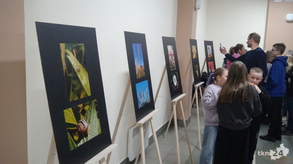 Zoom na talent. W Dziebałtowie najmłodsi uczyli się fotografii [wideo, zdjęcia]