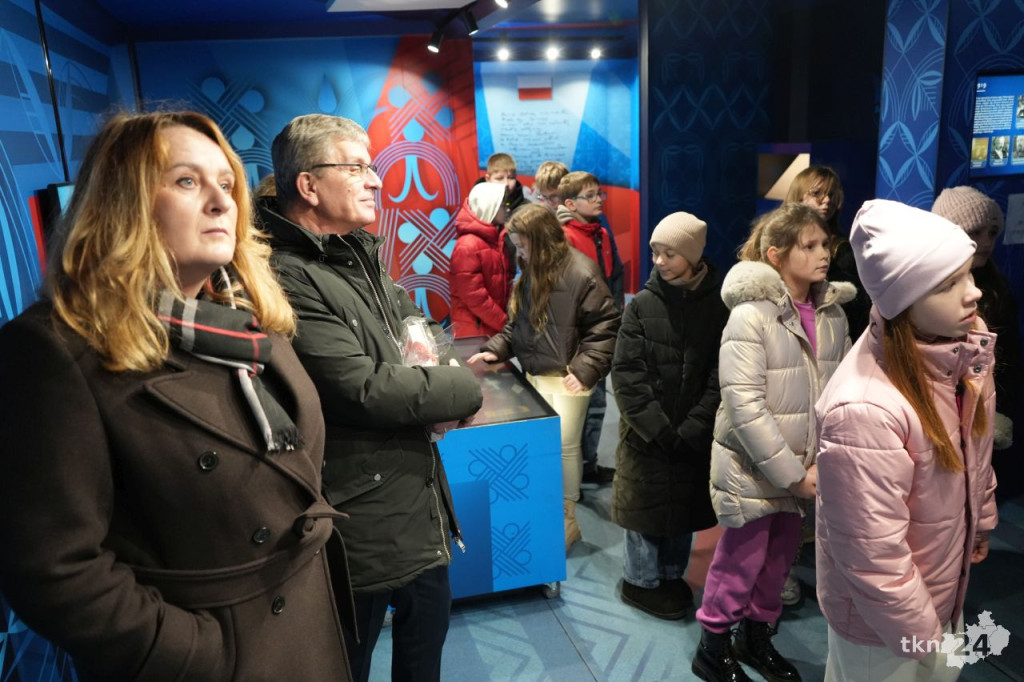 Interaktywna lekcja historii z hologramami w Smykowie [wideo, zdjęcia]