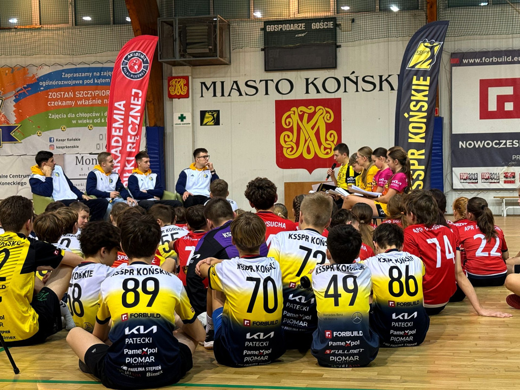 Mikołajki z KSSPR-em i gwiazdami piłki ręcznej! [wideo, zdjęcia]