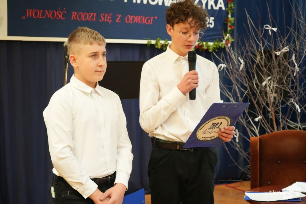 W ZSP nr 2 w Końskich upamiętnili patrona szkoły Antoniego Piwowarczyka [wideo, zdjęcia]