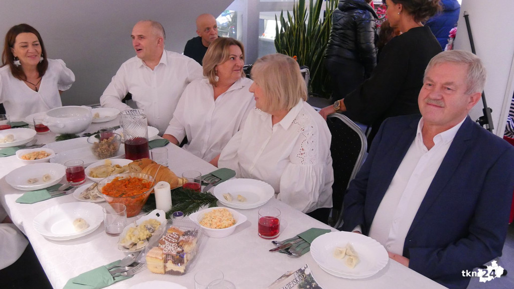 Końskie: Gospodynie wiejskie spotkały się na wspólnej wigilii. Obszerna relacja wideo