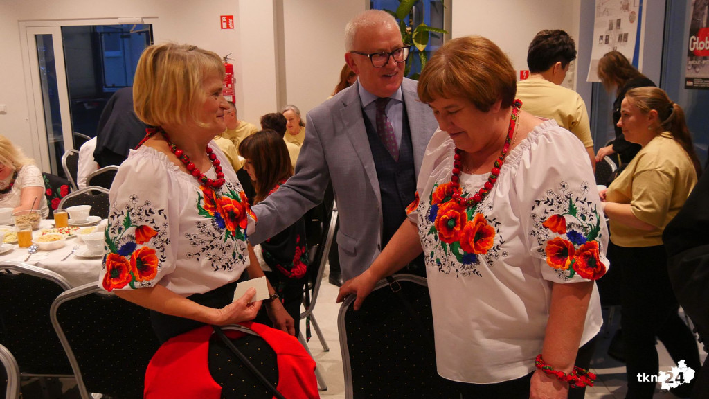 Końskie: Gospodynie wiejskie spotkały się na wspólnej wigilii. Obszerna relacja wideo