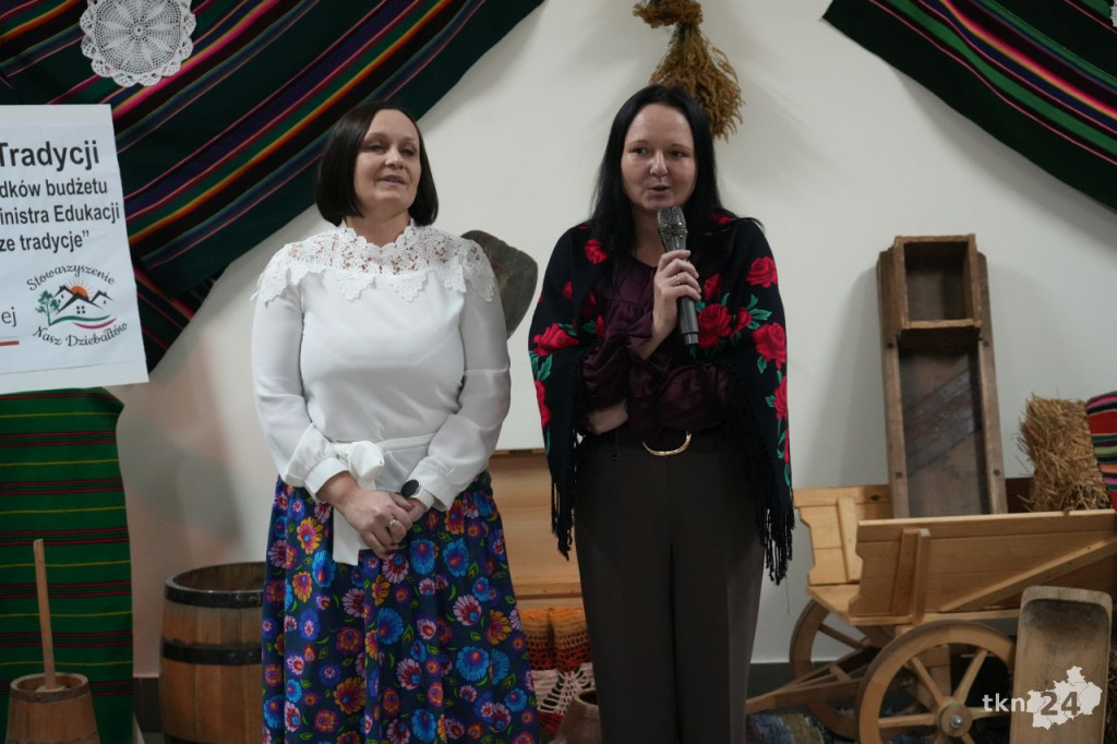 Młodzi Strażnicy Tradycji zaprezentowali rękodzieła w Dziebałtowie [wideo, zdjęcia]