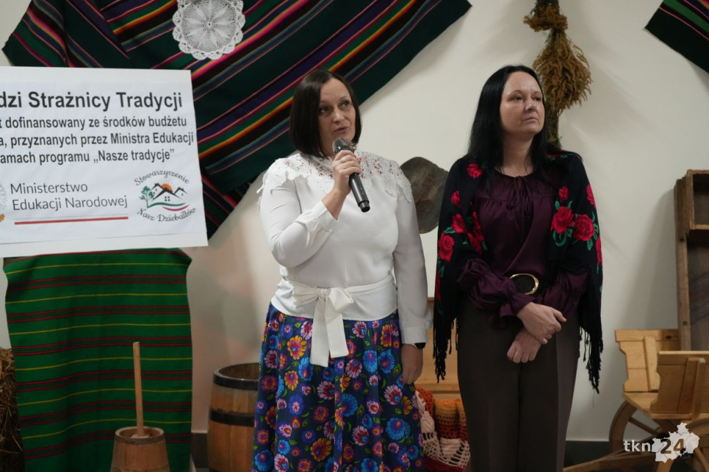 Młodzi Strażnicy Tradycji zaprezentowali rękodzieła w Dziebałtowie [wideo, zdjęcia]